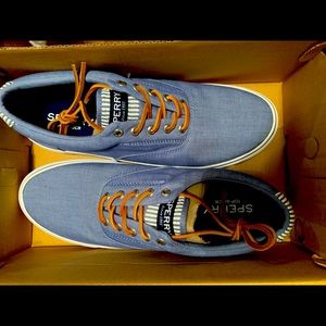 NWOT Sperry shoes for Men! ☺️